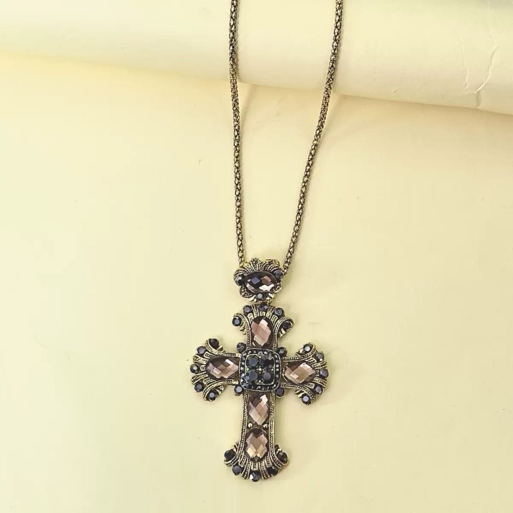 THE BARE CHAIN - Image 5